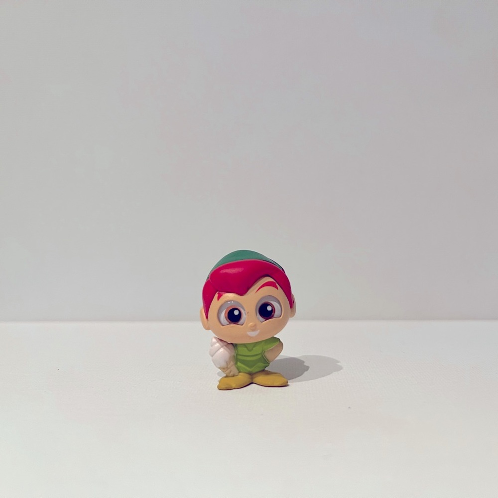 Disney Doorables Let's Go! Series International Getaway Peter Pan